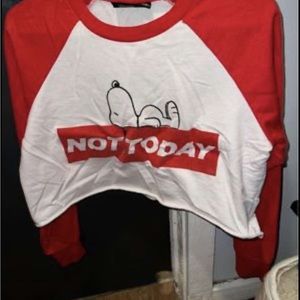 I’m selling shirts,size M-L